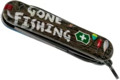 Victorinox Classic SD Gone Fishing Limited Edtion 2020 0-6223-L2005 Swiss Pocket Knife 9 Victorinox Classic SD Gone Fishing Limited Edtion 2020 0-6223-L2005 Swiss Pocket Knife -Sharp Knives VT0 6223 L2005 04 victorinox