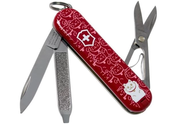 Victorinox Classic SD Lucky Cat Limited Edition 2021 0.6223.L2106 Swiss Pocket Knife 1 Victorinox Classic SD Lucky Cat Limited Edition 2021 0.6223.L2106 Swiss Pocket Knife