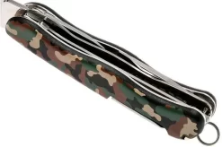Victorinox Trailmaster, Swiss Pocket Knife, Camouflage -Sharp Knives VT0 8463 MW94 04 victorinox vt0 8463 mw94 04